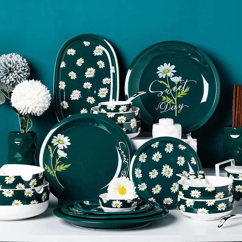 Daisy ceramic tableware set household creative rice bowl salad bowl round porcelain plate
Daisy ceramic tableware set household creative rice bowl salad bowl round porcelain plate