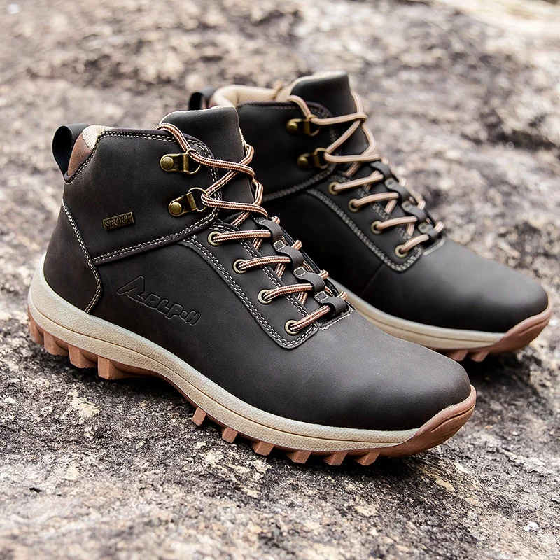 Plus Velvet Warm Outdoor Combat Boots Imitation Leather PU Waterproof Men's Boots Cushioning Hiking Boots
Plus Velvet Warm Outdoor Combat Boots Imitation Leather PU Waterproof Men's Boots Cushioning Hiking Boots