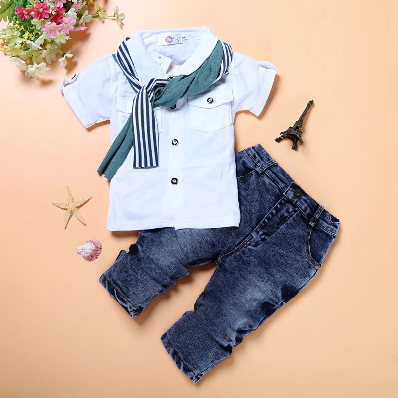 Spring fashionable spring summer cotton short sleeve T-shirt jeans scarf three piece kids children clothes suits for boys
Spring fashionable spring summer cotton short sleeve T-shirt jeans scarf three piece kids children clothes suits for boys