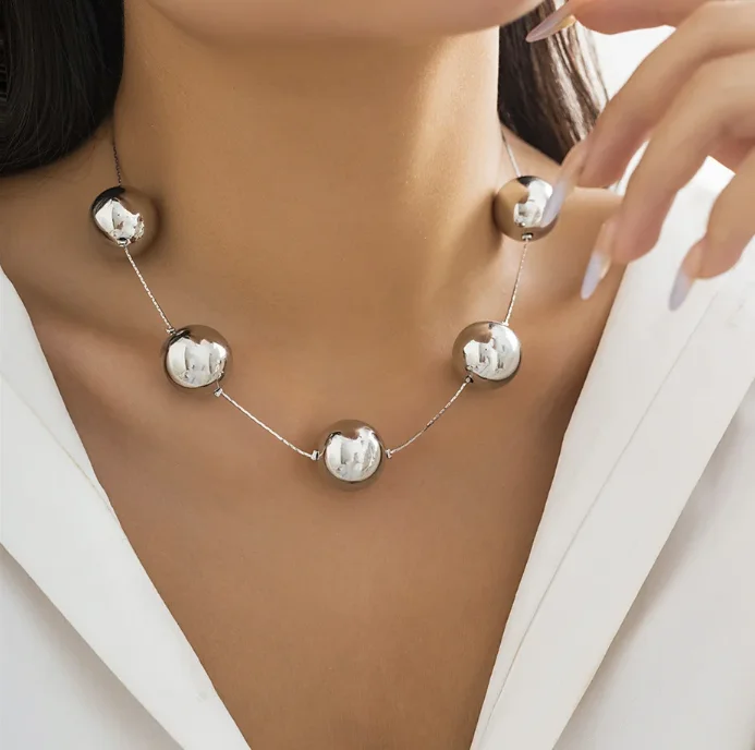 Simple Silver Color Big handmade Ball Bead bohemian Choker Necklace for Women Trendy Punk Goth Thin Chain Accessories Jewelry
Simple Silver Color Big handmade Ball Bead bohemian Choker Necklace for Women Trendy Punk Goth Thin Chain Accessories Jewelry