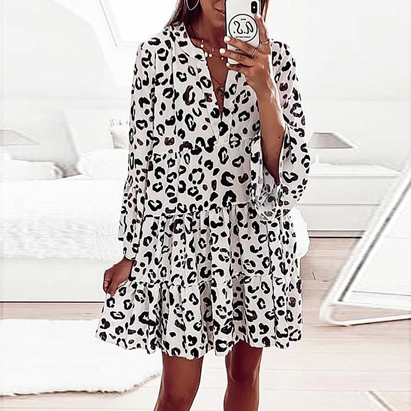 2021 brand new style fashion V-neck high waist lace up Floral geometry pattern loose v neck Chiffon Dress
2021 brand new style fashion V-neck high waist lace up Floral geometry pattern loose v neck Chiffon Dress