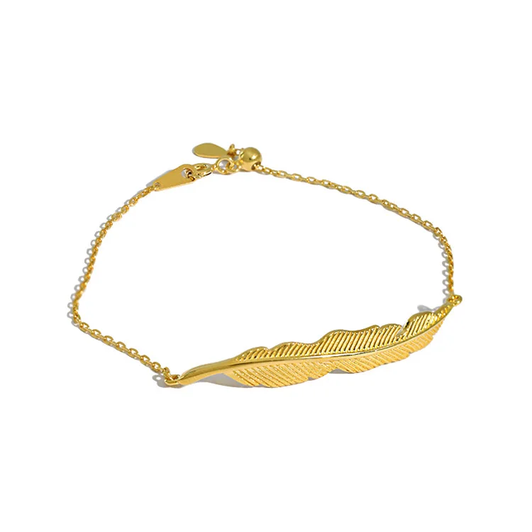 Korean style jewelry women 2021 plated gold bangle custom bracelet
Korean style jewelry women 2021 plated gold bangle custom bracelet