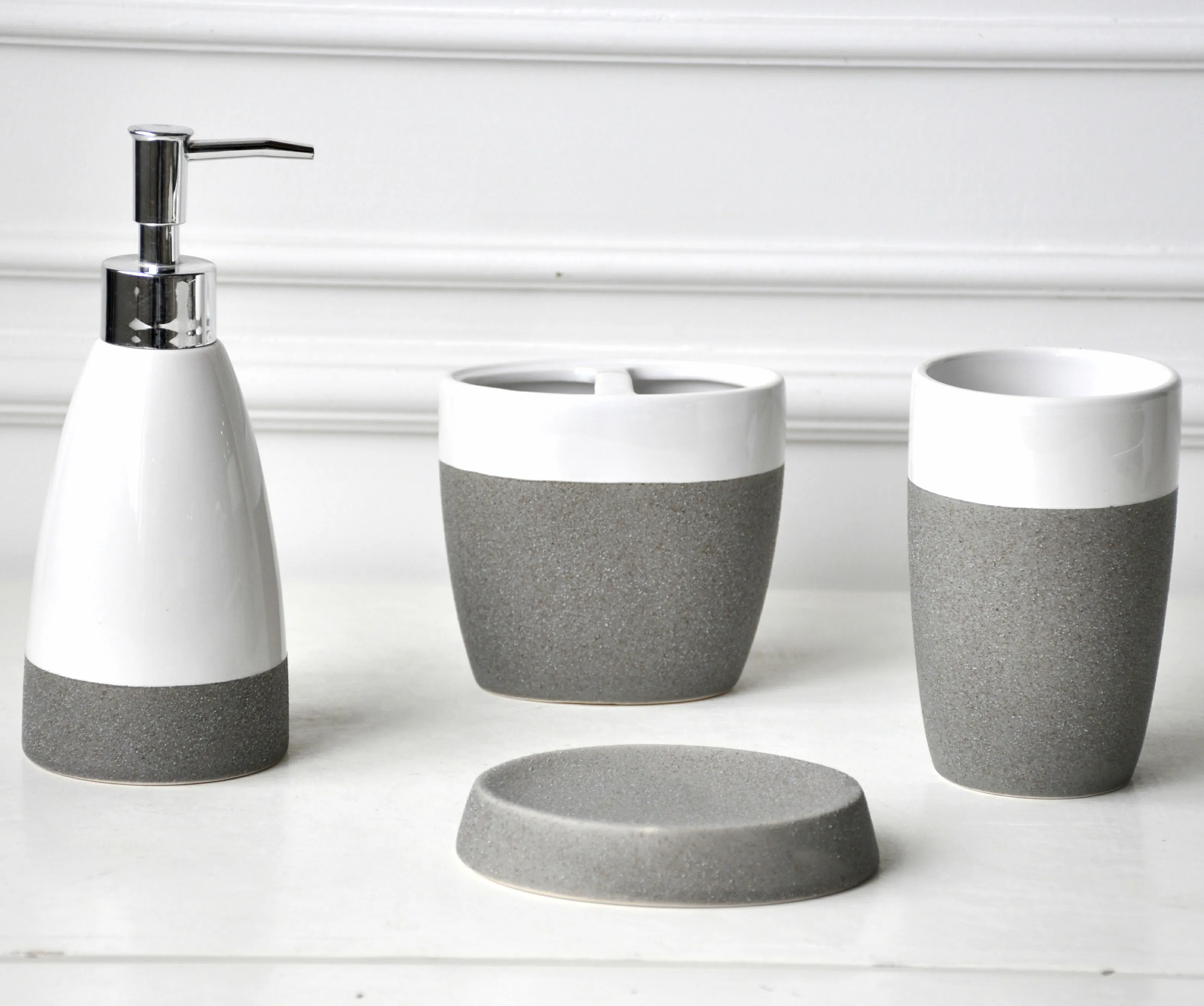 JIASHUN 4 pieces hotel bathroom products grey sand-stone look ceramic bathroom accessory set, Grey,black,beige
JIASHUN 4 pieces hotel bathroom products grey sand-stone look ceramic bathroom accessory set, Grey,black,beige