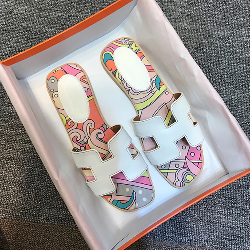 2021 Famous Designer Brand Slippers High Quality Leather Lady Sandals Fashion Brand Flat Shoes Lady Slippers Size, Picture
2021 Famous Designer Brand Slippers High Quality Leather Lady Sandals Fashion Brand Flat Shoes Lady Slippers Size, Picture