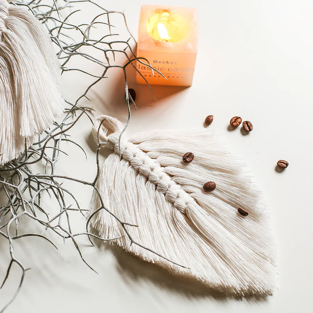 Nordic Style Handmade Woven Home Decoration Wall Hanging Leaf Shape Cotton Macrame Teacup Mat
Nordic Style Handmade Woven Home Decoration Wall Hanging Leaf Shape Cotton Macrame Teacup Mat