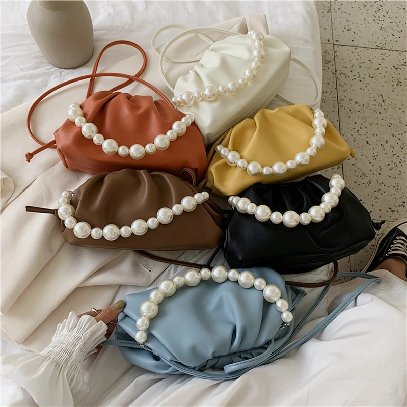 XP1103 European beauty 2020 new small fresh and sweet lady style custom chain fold trendy shoulder messenger wholesale
XP1103 European beauty 2020 new small fresh and sweet lady style custom chain fold trendy shoulder messenger wholesale