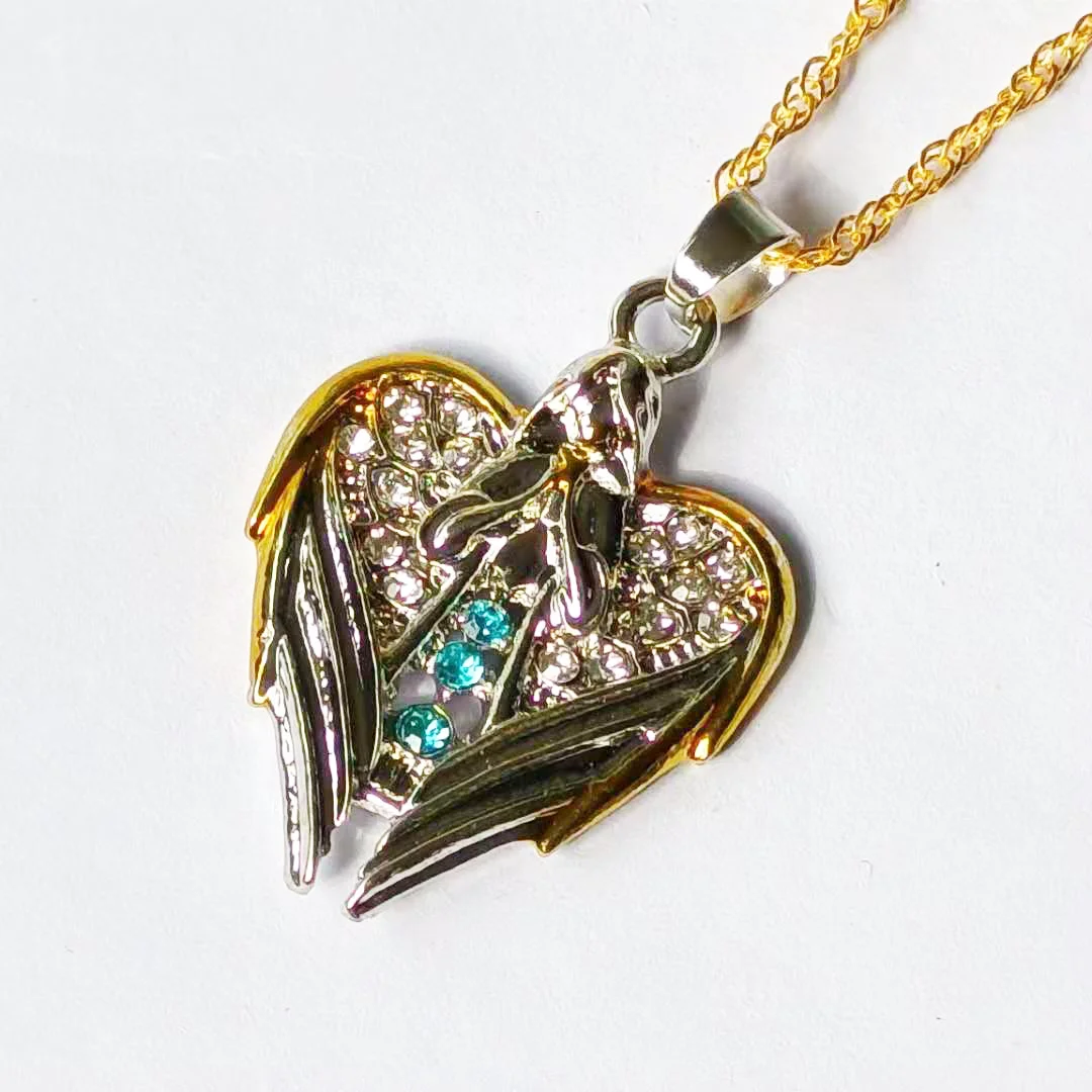 Fashion trend heart-shaped human-shaped cute lady guardian little angel wing necklace
Fashion trend heart-shaped human-shaped cute lady guardian little angel wing necklace