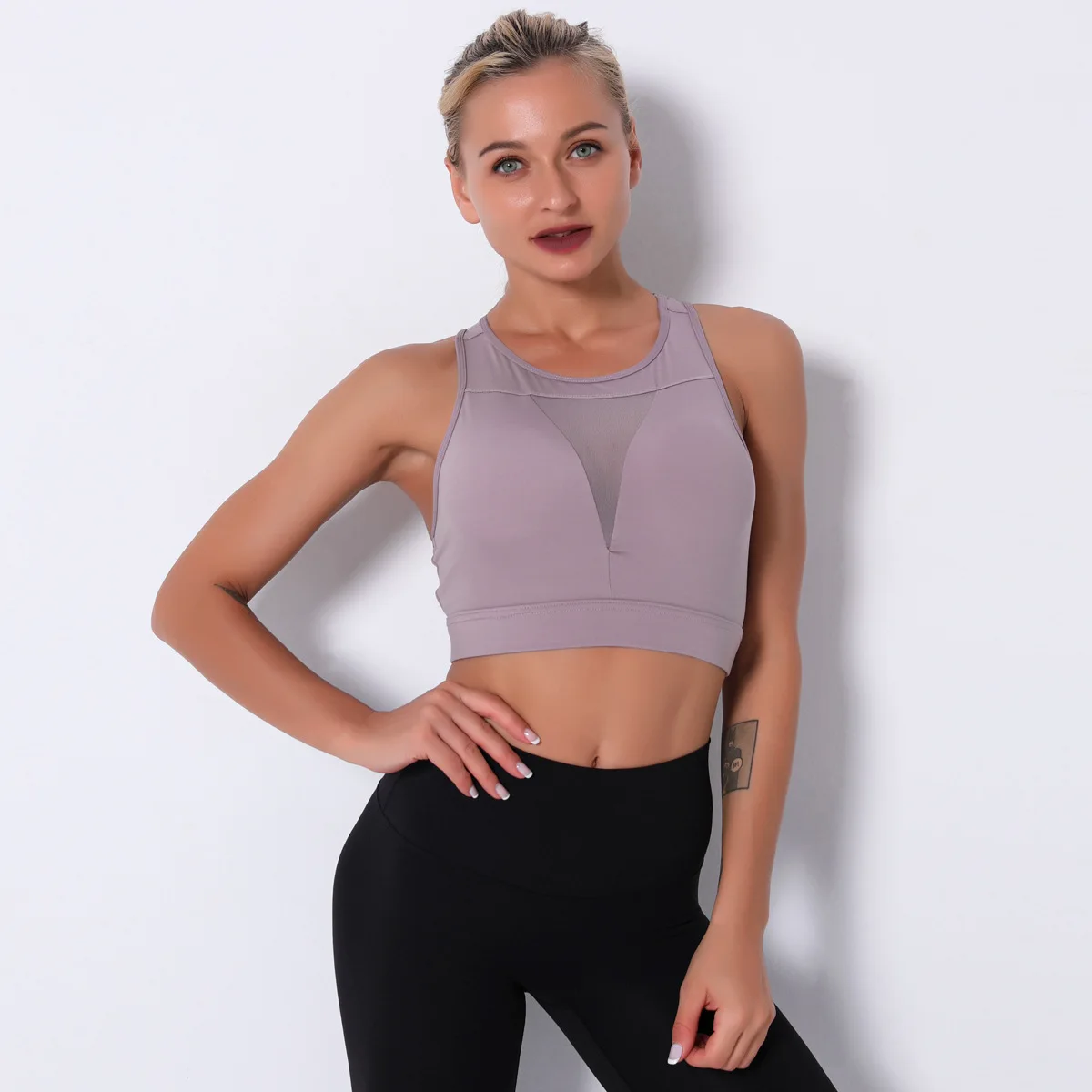 New Hot Breathable Skinny V-Neck Clothing Vest-Style Solid Color Women Fitness Sports Bubble Fashion Custom Yoga Vest Top
New Hot Breathable Skinny V-Neck Clothing Vest-Style Solid Color Women Fitness Sports Bubble Fashion Custom Yoga Vest Top