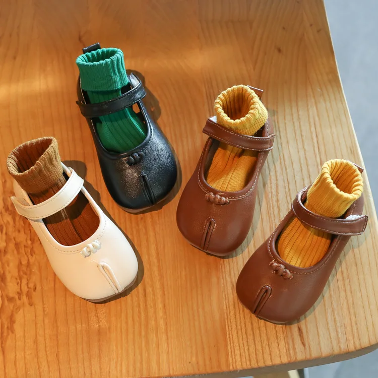 2021 spring and autumn new children's shoes square toe solid color casual small leather shoes flat shoes, Multicolor
2021 spring and autumn new children's shoes square toe solid color casual small leather shoes flat shoes, Multicolor
