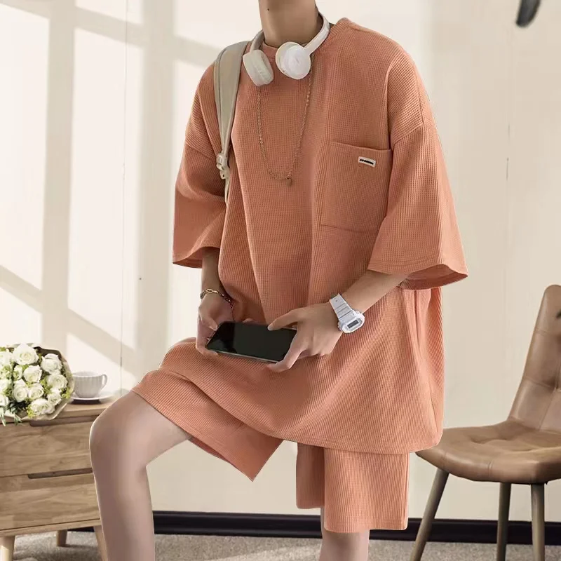 2022 Summer Men Casual Sets Solid Color Short Sleeve T Shirt Drawstring Shorts Workout Street wear Men Suits 2 Pieces, Customized color
2022 Summer Men Casual Sets Solid Color Short Sleeve T Shirt Drawstring Shorts Workout Street wear Men Suits 2 Pieces, Customized color