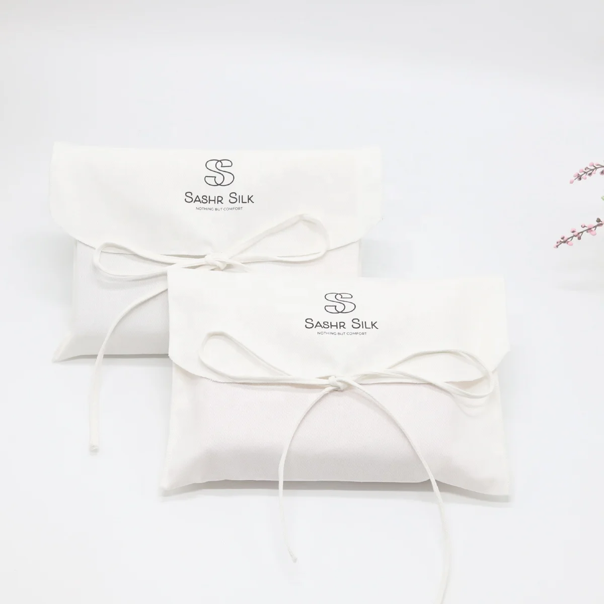 High Quality Cotton Envelope Packaging Jewelry Cosmetic Pouch High End Luxury Cotton Twill Dust Gift Bag
High Quality Cotton Envelope Packaging Jewelry Cosmetic Pouch High End Luxury Cotton Twill Dust Gift Bag