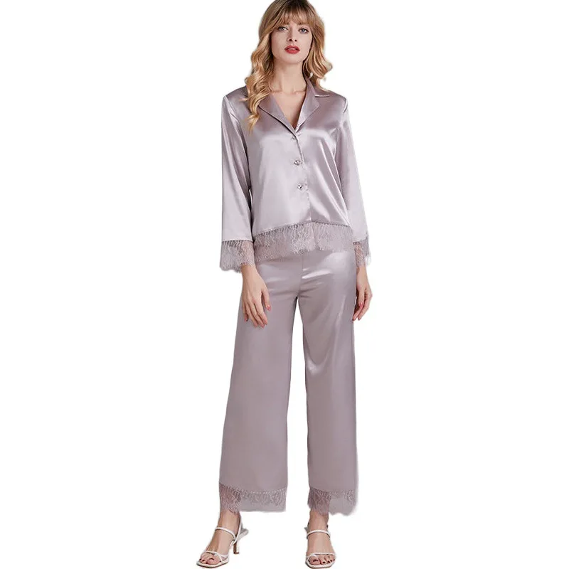2020 new pajamas ladies spring and summer silk long-sleeved home wear thin cardigan lace suit, Pictures shows
2020 new pajamas ladies spring and summer silk long-sleeved home wear thin cardigan lace suit, Pictures shows