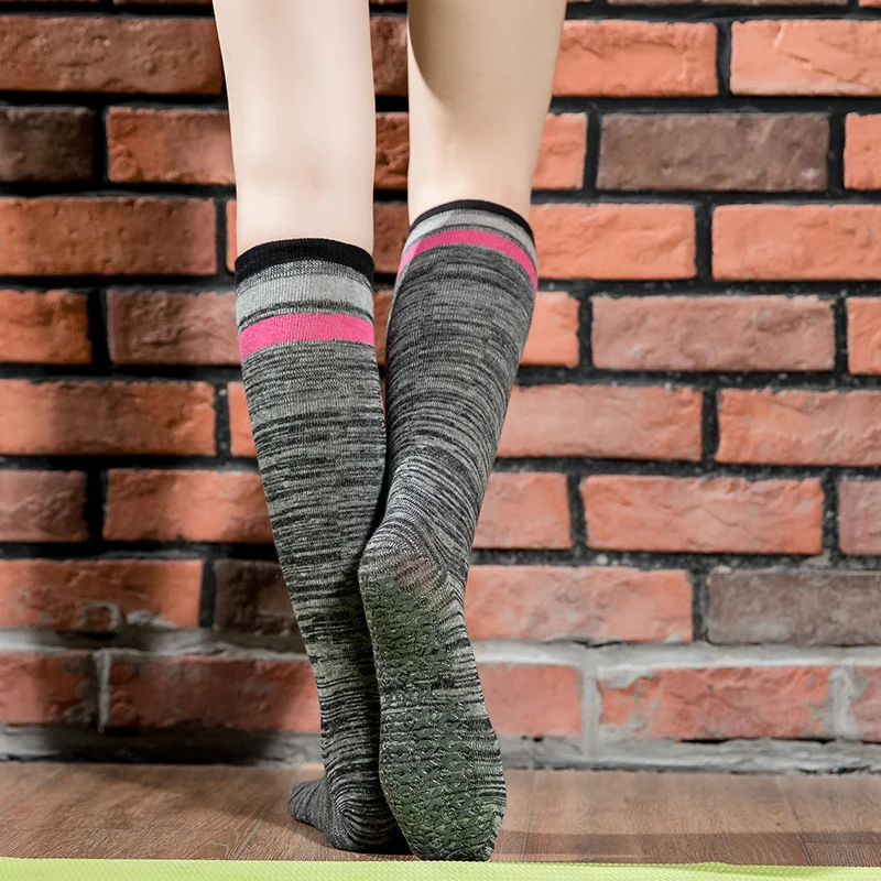 Yoga socks non-slip mid-tube pilates socks women's summer calf socks thinGrab the Floor Home Balletwork out, Custom color
Yoga socks non-slip mid-tube pilates socks women's summer calf socks thinGrab the Floor Home Balletwork out, Custom color