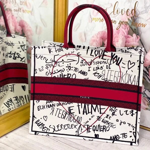2020 High Quality Famous Brand Handbags Trendy Embroidery Book Tote for Women Lady Purse Canvas Luxury Shopping Bag
2020 High Quality Famous Brand Handbags Trendy Embroidery Book Tote for Women Lady Purse Canvas Luxury Shopping Bag