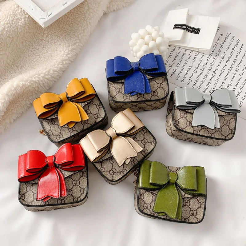 2020 New Fashion Single Shoulder Crossbody Girl Bag Korean Version Of Joker Chain Change Mini Bag 
2020 New Fashion Single Shoulder Crossbody Girl Bag Korean Version Of Joker Chain Change Mini Bag