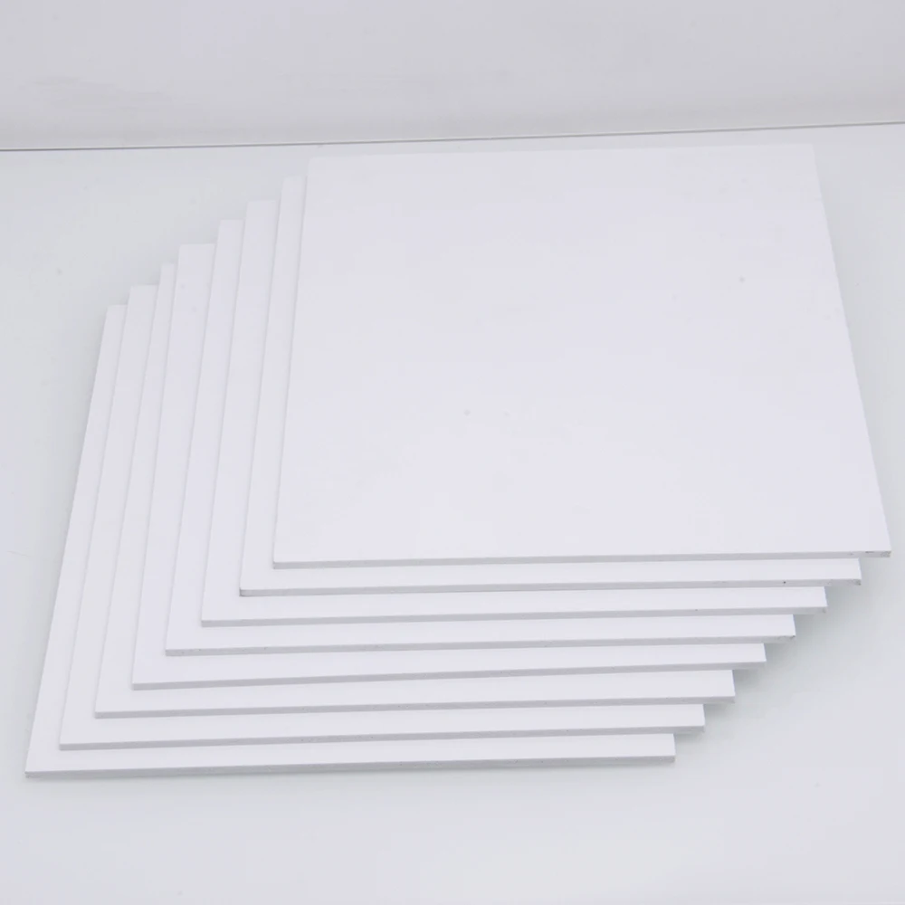 Feuerfeste Decke Fliesen Weiß Farbe PVC Panel Blatt PVC Bord Decke