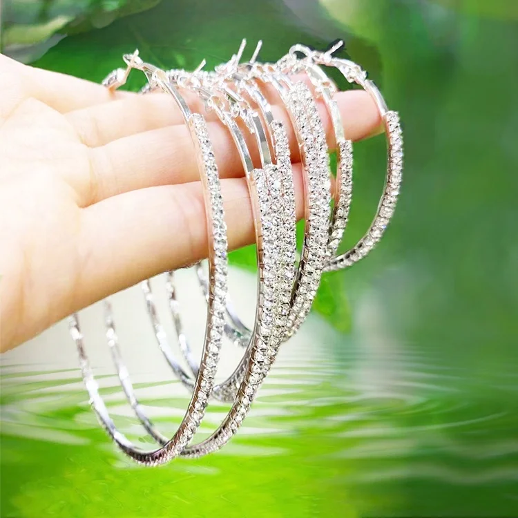 Multi Size Bridal Big Circle Earrings Wedding Party Bling Jewelry Earring Custom Color Crystal Hoop Earring, As picture .
Multi Size Bridal Big Circle Earrings Wedding Party Bling Jewelry Earring Custom Color Crystal Hoop Earring, As picture .