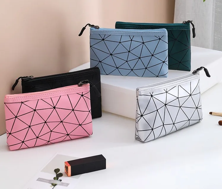 Korea Style New Design Stock PU Geometry Pink Olive Black Blue And Gray Color Cosmetic Makeup Bag
Korea Style New Design Stock PU Geometry Pink Olive Black Blue And Gray Color Cosmetic Makeup Bag