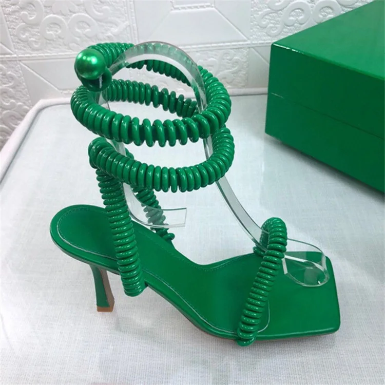 2022 summer new arrive PVC sun flower transparent crystal diamond bow women's high heels sandals, Black
2022 summer new arrive PVC sun flower transparent crystal diamond bow women's high heels sandals, Black