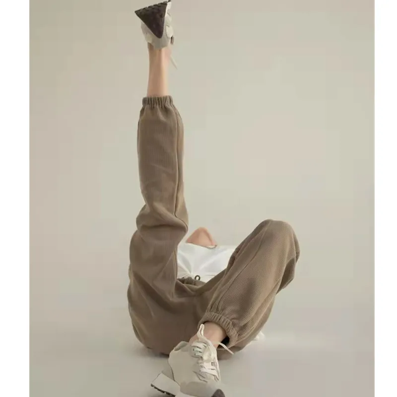 OEM Wholesale High quality Waffle workout clothing women pants Breathability sports Women Joggers
OEM Wholesale High quality Waffle workout clothing women pants Breathability sports Women Joggers