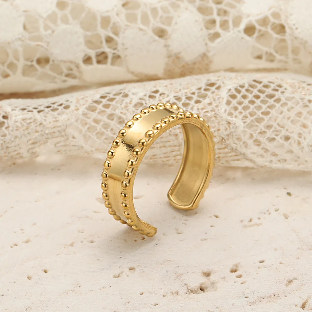 Carline Wholesale Women Open Stainless Steel Rings 18k Gold Plated Heart Flower Hollow Ring Fashion Jewelry
Carline Wholesale Women Open Stainless Steel Rings 18k Gold Plated Heart Flower Hollow Ring Fashion Jewelry