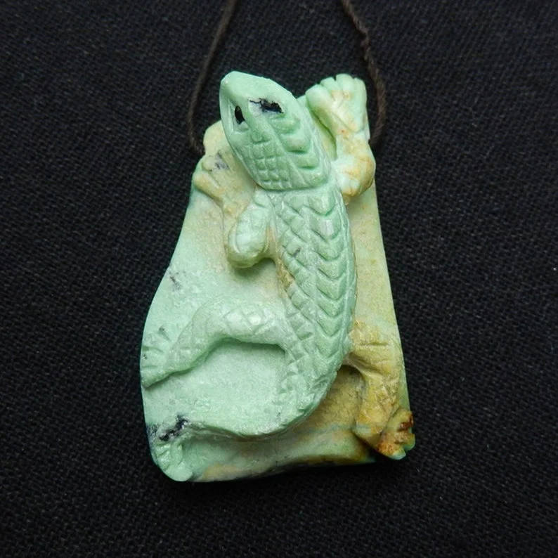 Custom Hand Carved Green Turquoise Gemstone Pendant Lizard Necklace Pendants For Men, , 22.8g
Custom Hand Carved Green Turquoise Gemstone Pendant Lizard Necklace Pendants For Men, , 22.8g