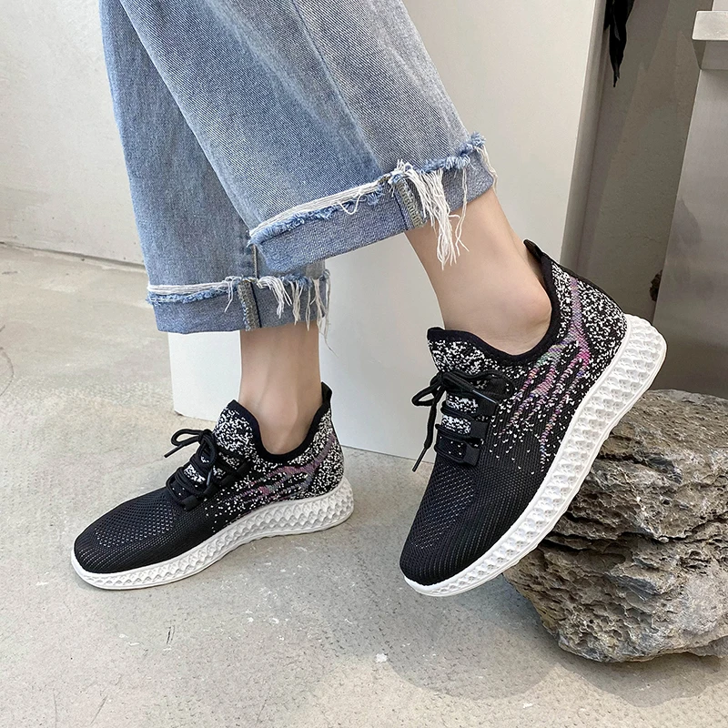 Sports shoes women's spring and summer 2021 new soft-soled comfortable casual lace-up lightweight breathable mesh single shoes
Sports shoes women's spring and summer 2021 new soft-soled comfortable casual lace-up lightweight breathable mesh single shoes