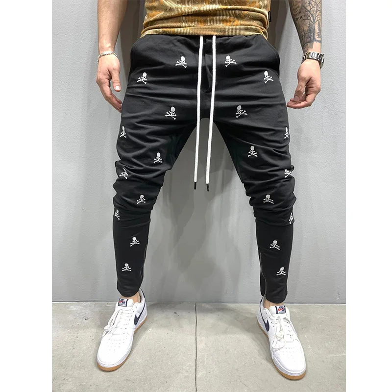 New hip-hop fashion embroidery casual self-cultivation trend sports feet zipper trousers men
New hip-hop fashion embroidery casual self-cultivation trend sports feet zipper trousers men
