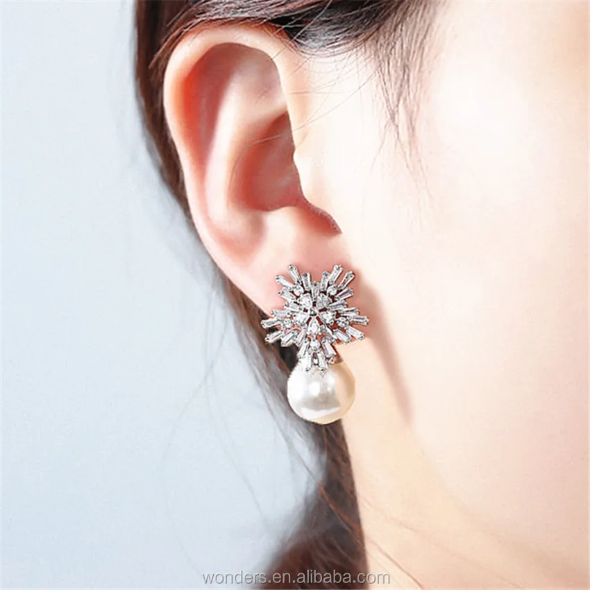Imitation Pearl Earrings Bridal Zirconia Pearl Earrings Snowflake Christmas Gift Earrings
Imitation Pearl Earrings Bridal Zirconia Pearl Earrings Snowflake Christmas Gift Earrings