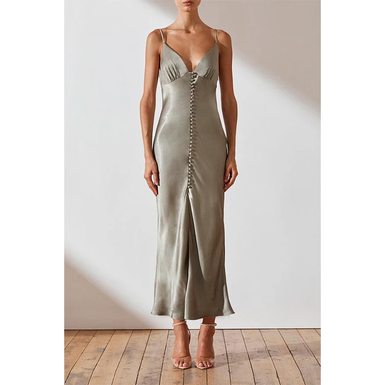 MA202105307 Custom women simple sexy v neck spaghetti strap slip button satin 100% silk midi dress, Customized color
MA202105307 Custom women simple sexy v neck spaghetti strap slip button satin 100% silk midi dress, Customized color