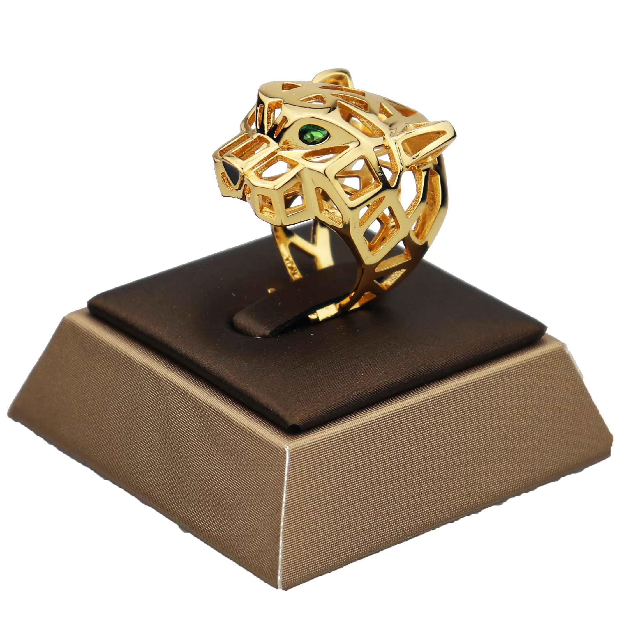 High quality fashion green stone eye Leopard head Hollow out ZIRCON Ring 18k gold jewelry set
High quality fashion green stone eye Leopard head Hollow out ZIRCON Ring 18k gold jewelry set