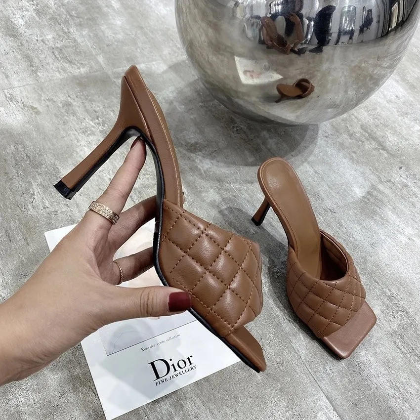 Women slippers Elegant Square Toe Thin High Heels 9CM Slippers Summer Outdoor Beach Slides Shoes
Women slippers Elegant Square Toe Thin High Heels 9CM Slippers Summer Outdoor Beach Slides Shoes