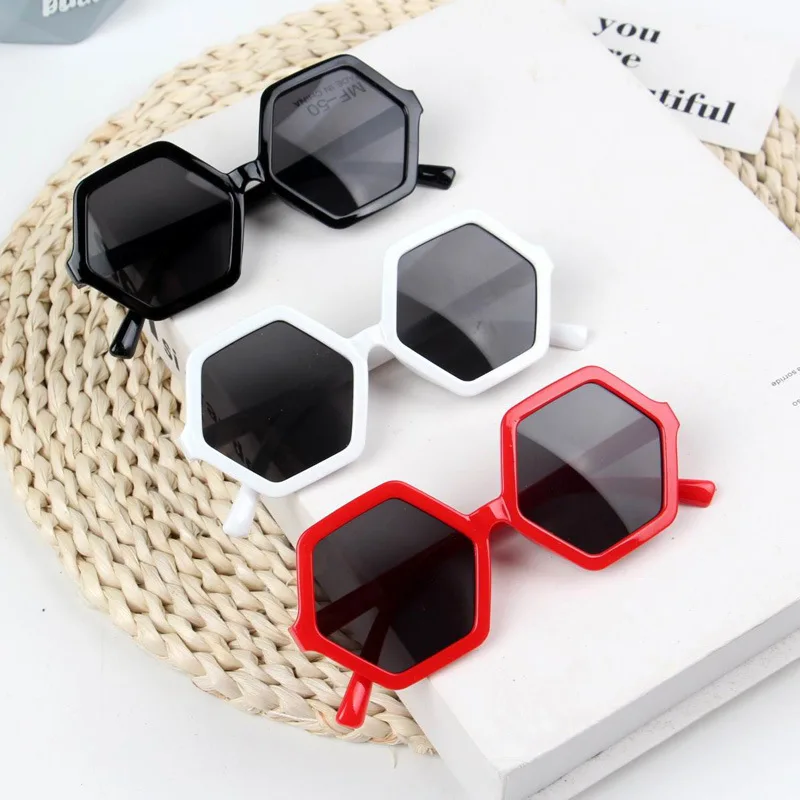 New Child girls diamond shaped sunglasses baby fashion trendy sun shade glasses for boys, As the picture show
New Child girls diamond shaped sunglasses baby fashion trendy sun shade glasses for boys, As the picture show