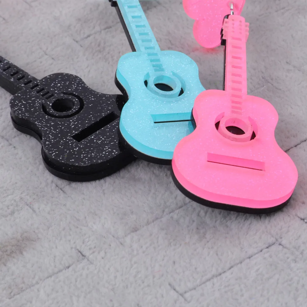 Personalized new colorful glitter instrument Cute pink guitar Blue heart Black Cool music custom acrylic long drop earrings
Personalized new colorful glitter instrument Cute pink guitar Blue heart Black Cool music custom acrylic long drop earrings