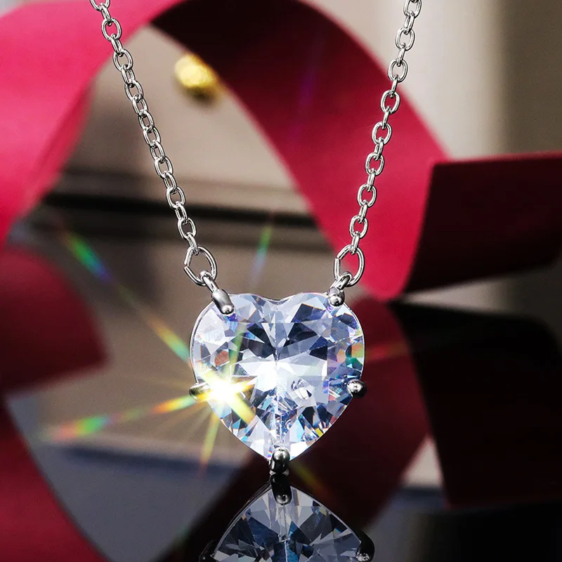 Fashion New 5A Cubic Zircon Eternity Heart Pendant Necklaces Bling Bling Heart Shape Diamond Clavicle Chain Necklace For Wedding
Fashion New 5A Cubic Zircon Eternity Heart Pendant Necklaces Bling Bling Heart Shape Diamond Clavicle Chain Necklace For Wedding