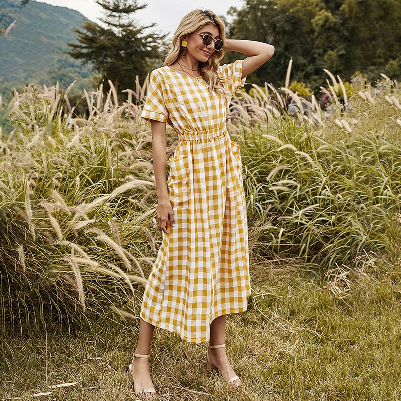 2021 new short sleeve plaid cross backless midi dress crew neck casual dresses with pocket
2021 new short sleeve plaid cross backless midi dress crew neck casual dresses with pocket