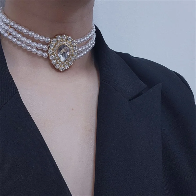 Fashion exaggerated personality necklace net red light luxury necklace diamond drop pearl necklace
Fashion exaggerated personality necklace net red light luxury necklace diamond drop pearl necklace