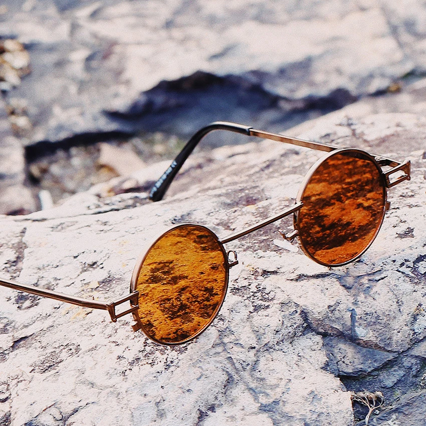 Small Round Steampunk Glasses Designer Metal Frame Fashion Sun Glass Custom Logo Unique Trendy Women Mens Shades Sunglasses Men
Small Round Steampunk Glasses Designer Metal Frame Fashion Sun Glass Custom Logo Unique Trendy Women Mens Shades Sunglasses Men