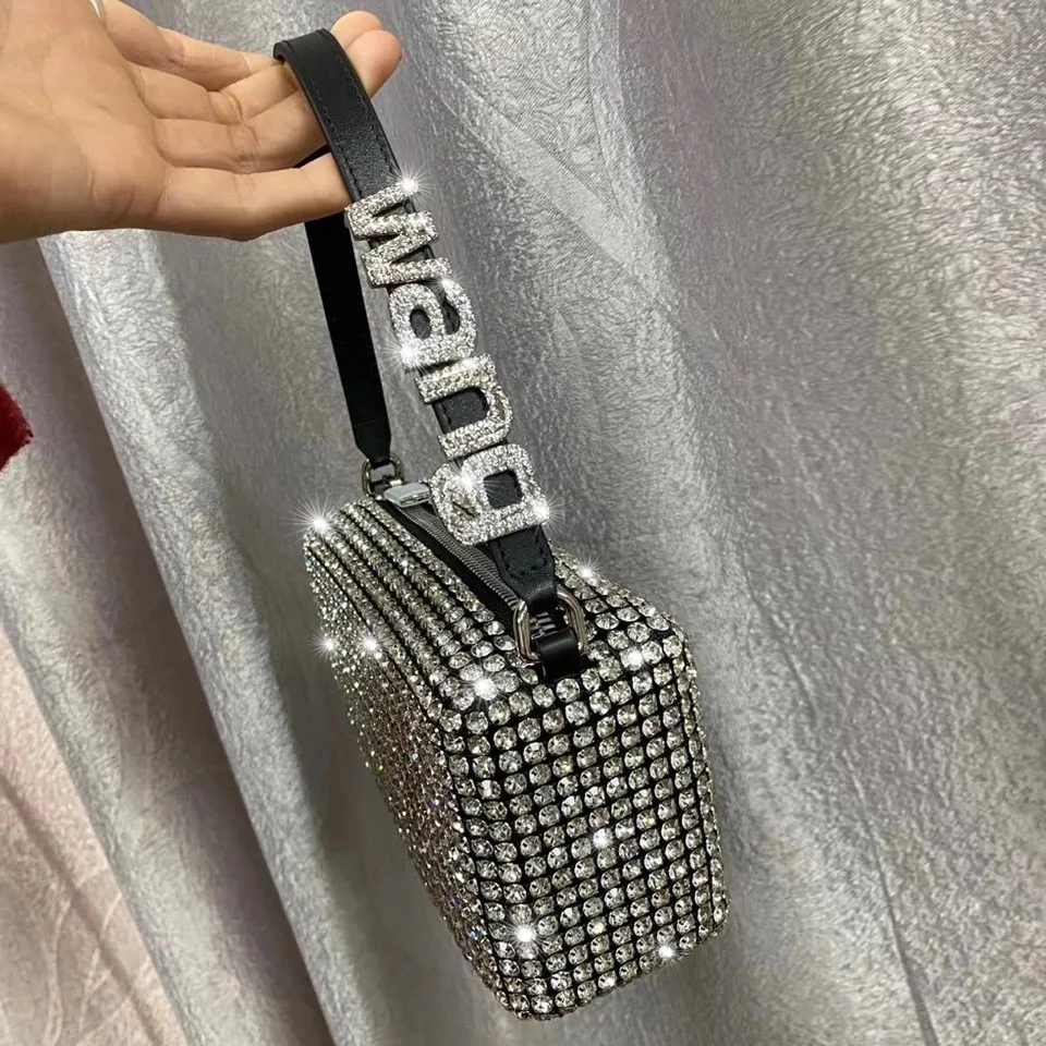 Xinyu RTS Women Full Rhinestone Hand bags 2021 Female Clutch Designer Luxury Shoulder Bags Shiny Hip-hop messenger bags
Xinyu RTS Women Full Rhinestone Hand bags 2021 Female Clutch Designer Luxury Shoulder Bags Shiny Hip-hop messenger bags