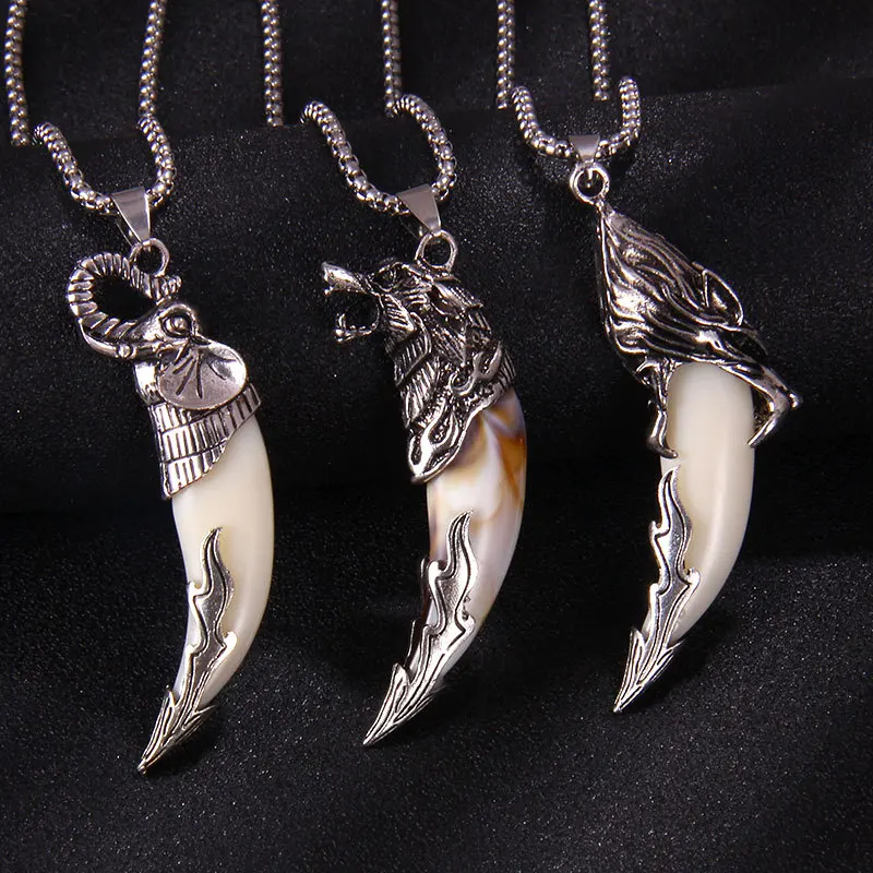 Exaggerated Personality Stainless Steel Wolf Tooth Necklace White Black Resin Wolf Tooth Head Bone Pendant Necklace for Men
Exaggerated Personality Stainless Steel Wolf Tooth Necklace White Black Resin Wolf Tooth Head Bone Pendant Necklace for Men