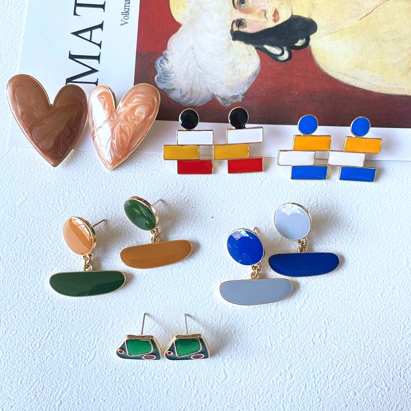 French Elegant Women Jewelry Earring Dripping Glaze Geometric Irregular Contrast Color Earrings, Like picture
French Elegant Women Jewelry Earring Dripping Glaze Geometric Irregular Contrast Color Earrings, Like picture