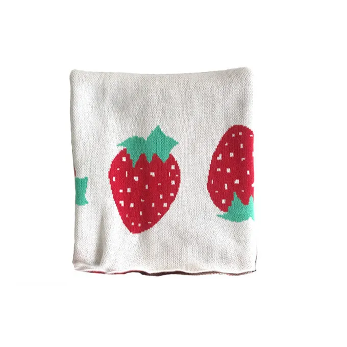 New best W5688 Super Soft Strawberry Cotton Knitted Throw Children Reversible Baby Blankets