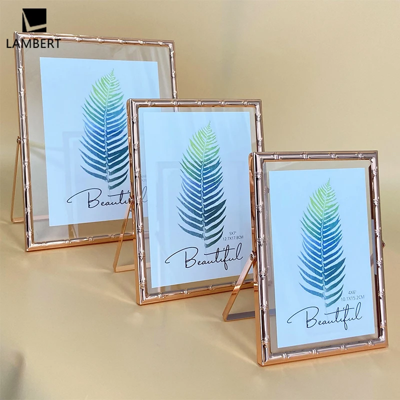 Hot Sale Wedding Decoration Metal High Quality Glass Gold Picture Photo Frame Wholesale
Hot Sale Wedding Decoration Metal High Quality Glass Gold Picture Photo Frame Wholesale