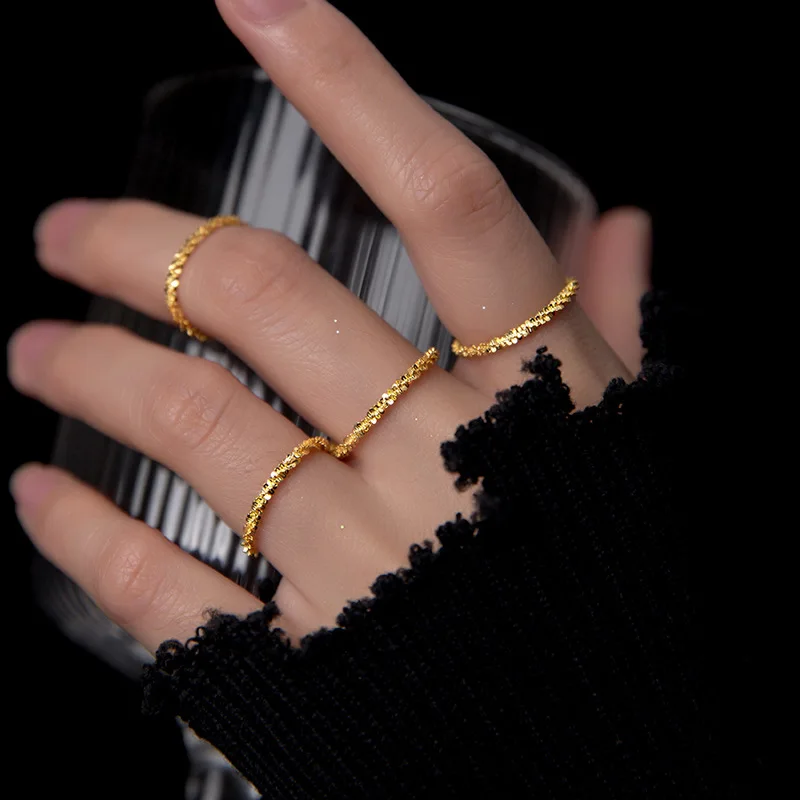 Shiny Vintage Silver Color Finger Rings for Women Minimalist Chunky Chain Shining Ring Jewelry
Shiny Vintage Silver Color Finger Rings for Women Minimalist Chunky Chain Shining Ring Jewelry
