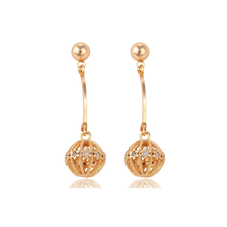 95172 Hot sale fashionable ladies jewelry ball with zircon design pendant gold plated drop earrings
95172 Hot sale fashionable ladies jewelry ball with zircon design pendant gold plated drop earrings