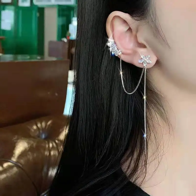 MAIXI 2022 New Zircon Tassel Fashion Temperament Personality Ear Bone Clip Flower Diamond Earrings Jewelry for Women
MAIXI 2022 New Zircon Tassel Fashion Temperament Personality Ear Bone Clip Flower Diamond Earrings Jewelry for Women