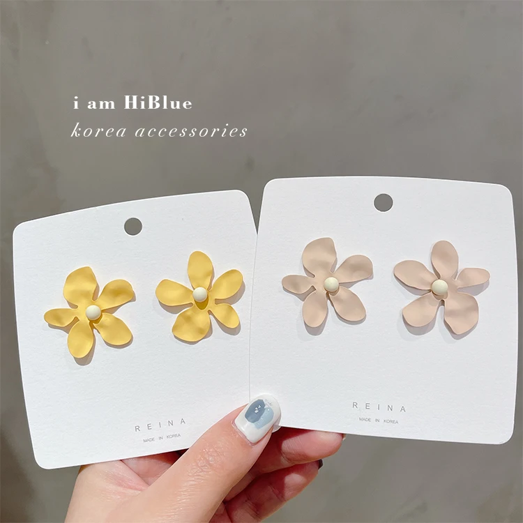 JUHU Japan And South Korea Fresh Spring And Summer New Sweet Girl Heart Gentle Flower Earrings S925 Silver Needle Earrings Women, Picture shows
JUHU Japan And South Korea Fresh Spring And Summer New Sweet Girl Heart Gentle Flower Earrings S925 Silver Needle Earrings Women, Picture shows
