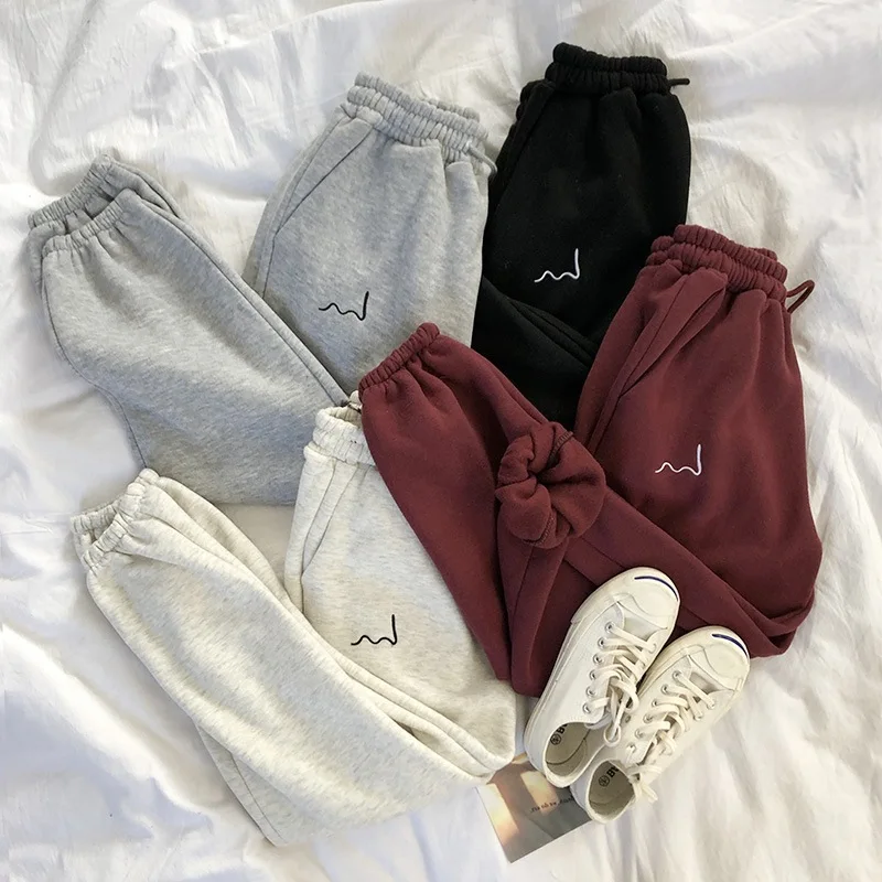 Womens Workout Sport Joggers Running Sweatpants with Pocket Women Fitness Pants Soft Jogging Pants
Womens Workout Sport Joggers Running Sweatpants with Pocket Women Fitness Pants Soft Jogging Pants
