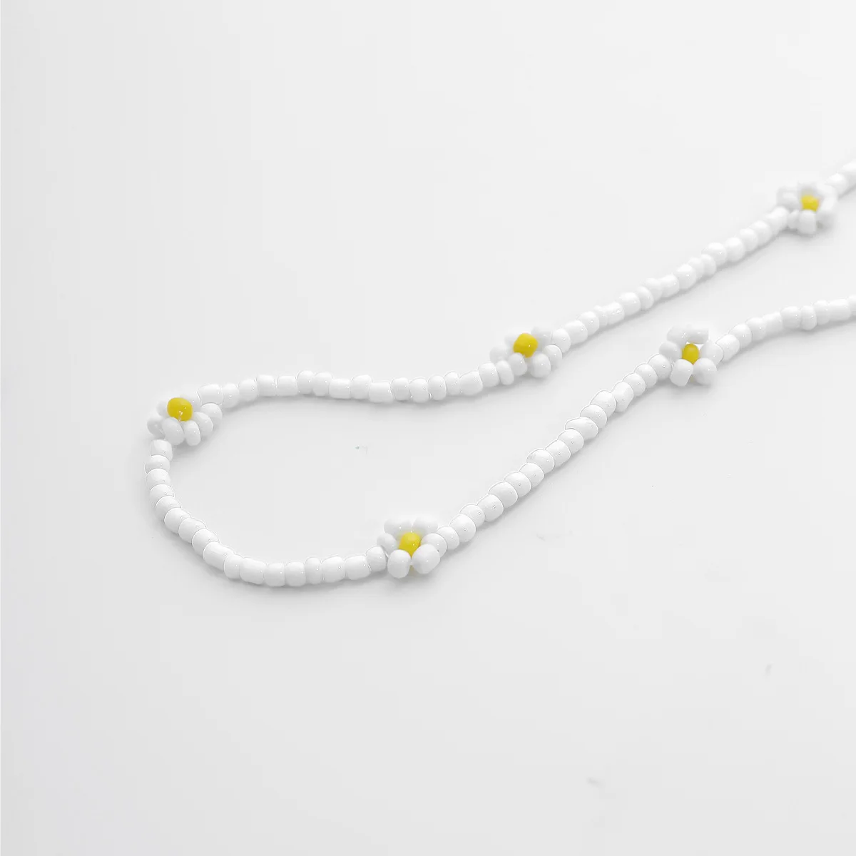 New Arrival Handmade Cute Rice Bead Beach Necklace Daisy Flower Boho Coloful Beaded Choker Necklace For Women And Girls
New Arrival Handmade Cute Rice Bead Beach Necklace Daisy Flower Boho Coloful Beaded Choker Necklace For Women And Girls