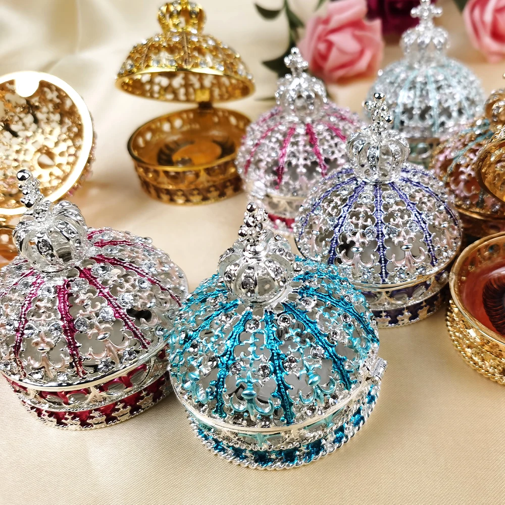 B897 Enamel craft alloy crown jewelry box wedding ring storage box ornaments wedding ornaments box
B897 Enamel craft alloy crown jewelry box wedding ring storage box ornaments wedding ornaments box